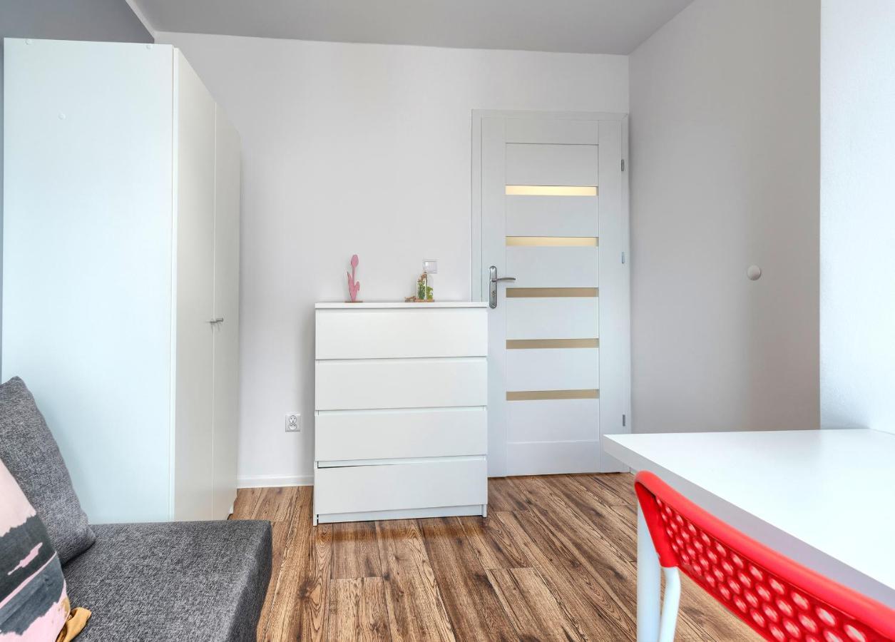 Pokoje Gdansk Zabianka - Bitwy Oliwskiej 15 Apartamento Exterior foto