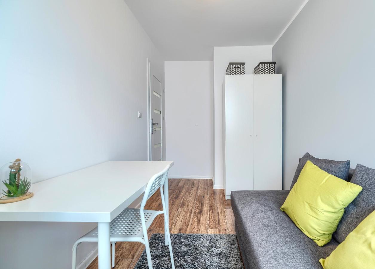 Pokoje Gdansk Zabianka - Bitwy Oliwskiej 15 Apartamento Exterior foto